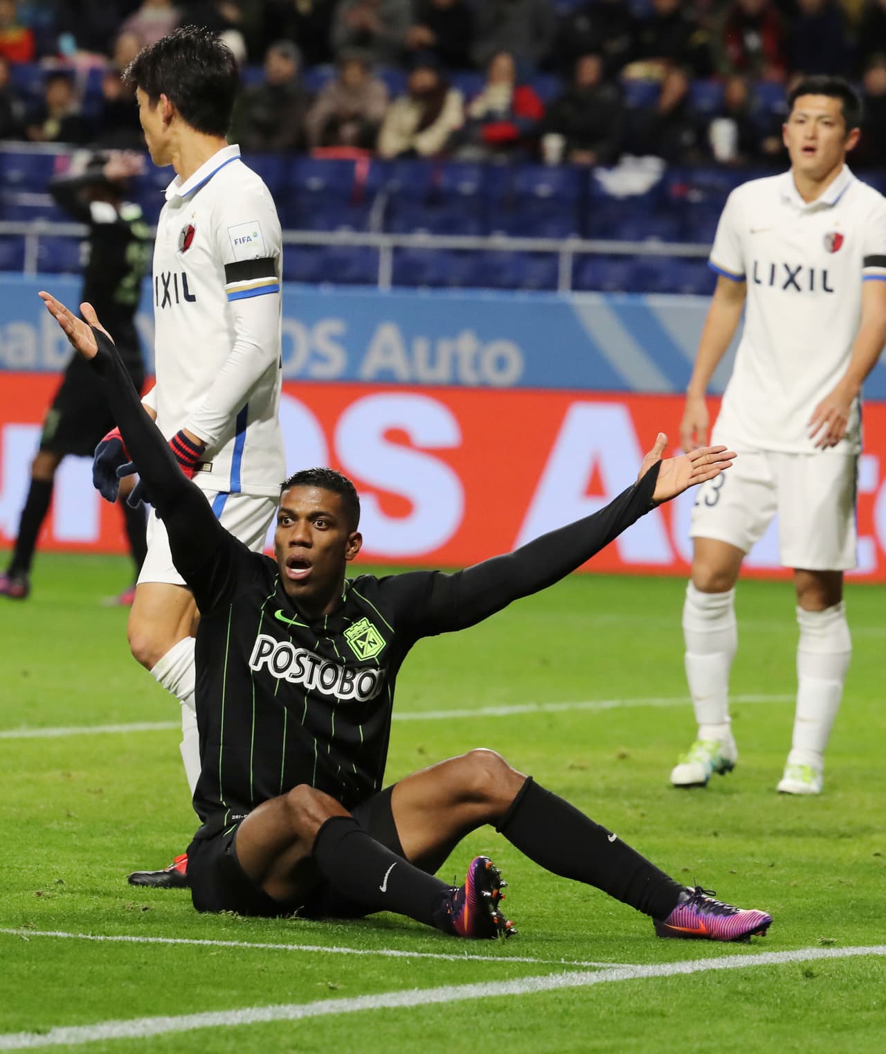 La falta para el penalti en contra fue de Orlando Berrío. Una decisión arbitral hasta ahora inédita en el fútbol.