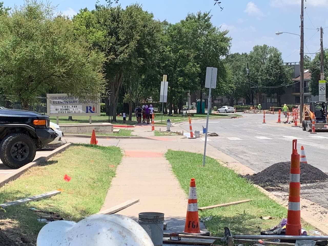 El Departamento de Policía de Dallas ha solicitado la asistencia del FBI y actualmente están ayudando con la investigación.