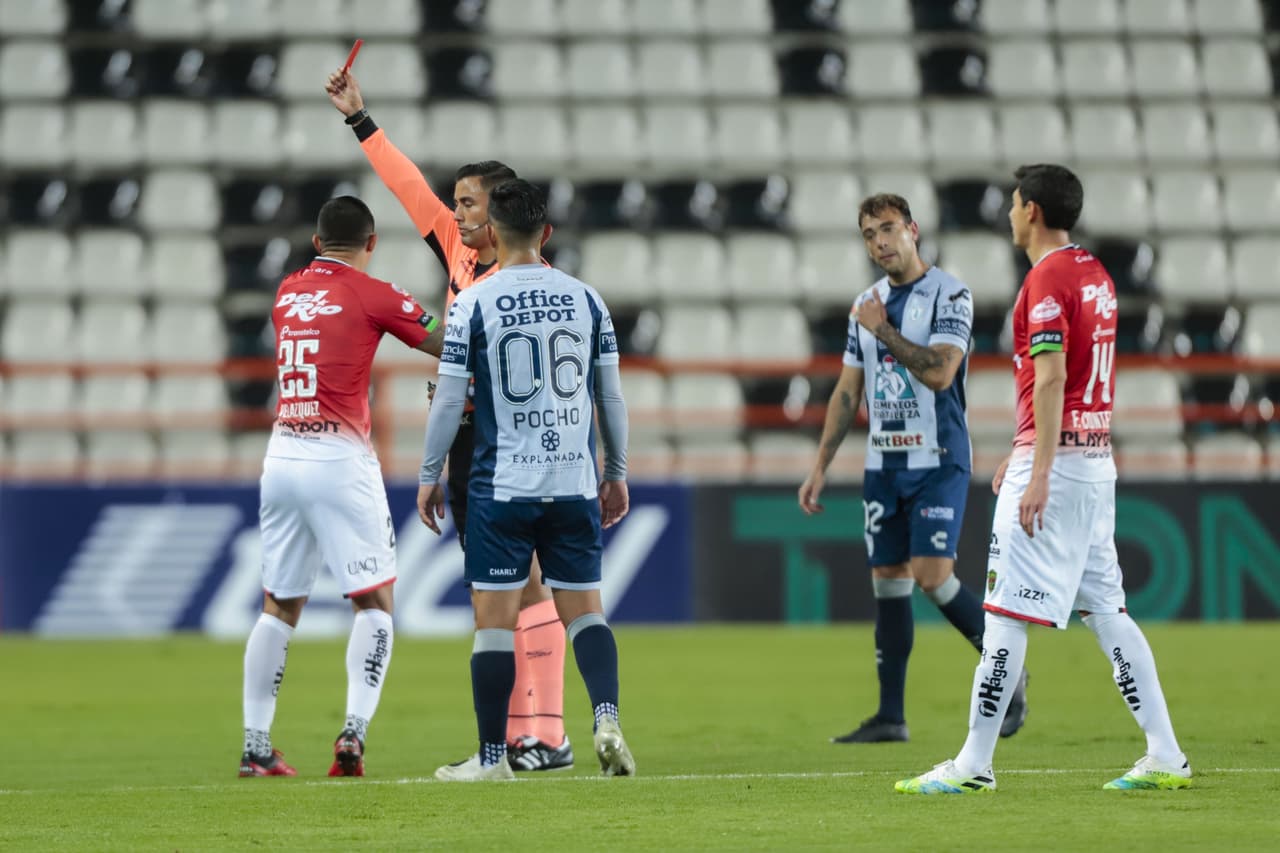 El comandante Mauro Quiroga logra empatar el partido al 90+5 y Pachuca rescata un punto en su arranque del Guard1anes 2021 frente a Bravos.