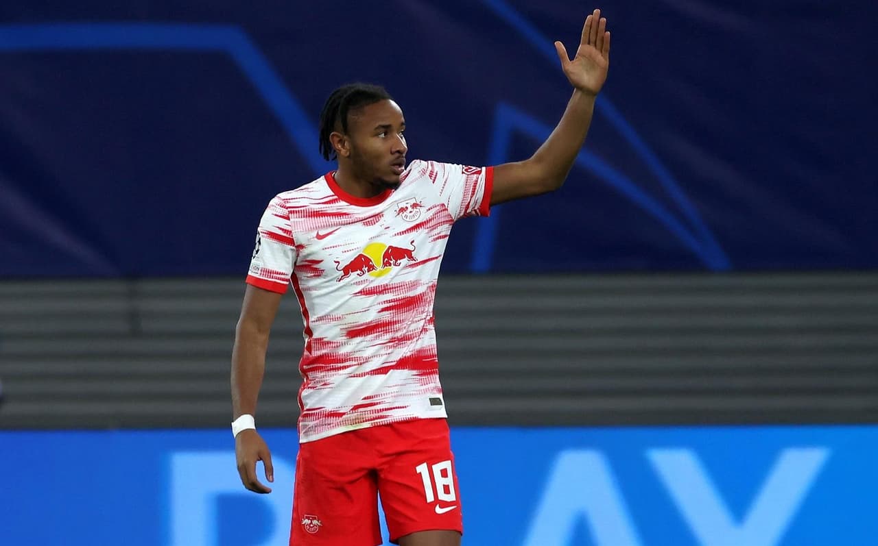 Paris Saint Germain empata ante el RB Leipzig con marcador 2-2, con doblete de Georginio Wijnaldum (21’, 39’) a favor de la visita. Las otras dos anotaciones fueron deChristopher Nkunku(8') yDominik Szoboszlai (90'+2'), durante la fase de grupos en la UEFA Champions League.