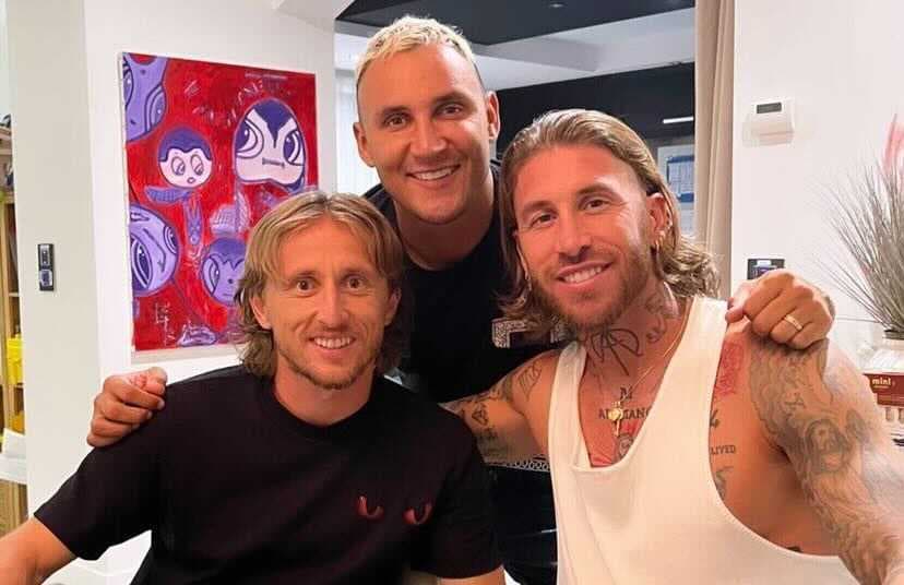 Luka Modric se reúne con Sergio Ramos y Keylor Navas en París