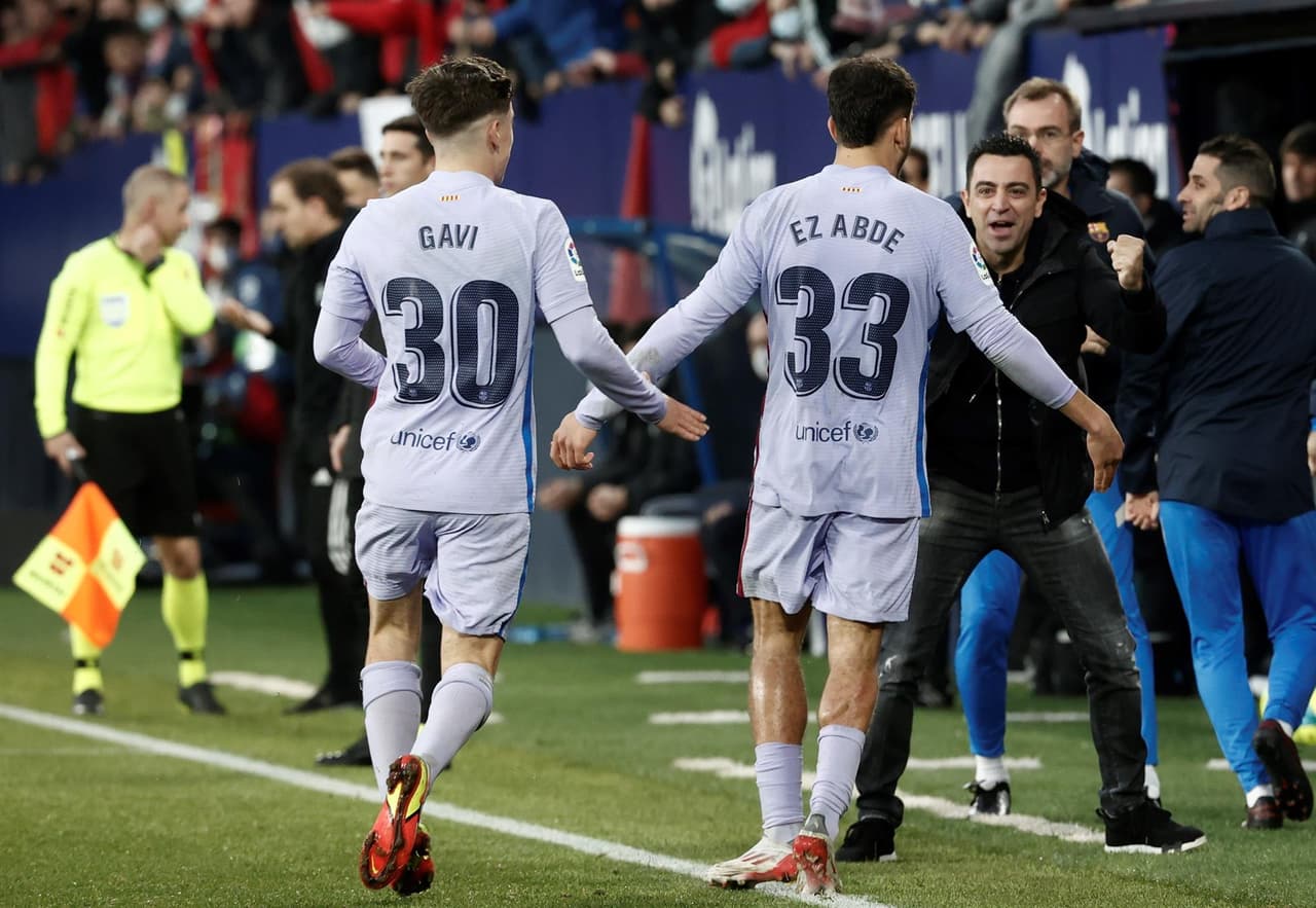 Barcelona, con goles de Nicolás González Iglesias (12') y Abde Ezzalzouli (49') tenían la victoria parcial, pero David García y el gol de último minuto de Ezequiel Ávila le dieron el empate al Osasuna durante la J17 en La Liga.