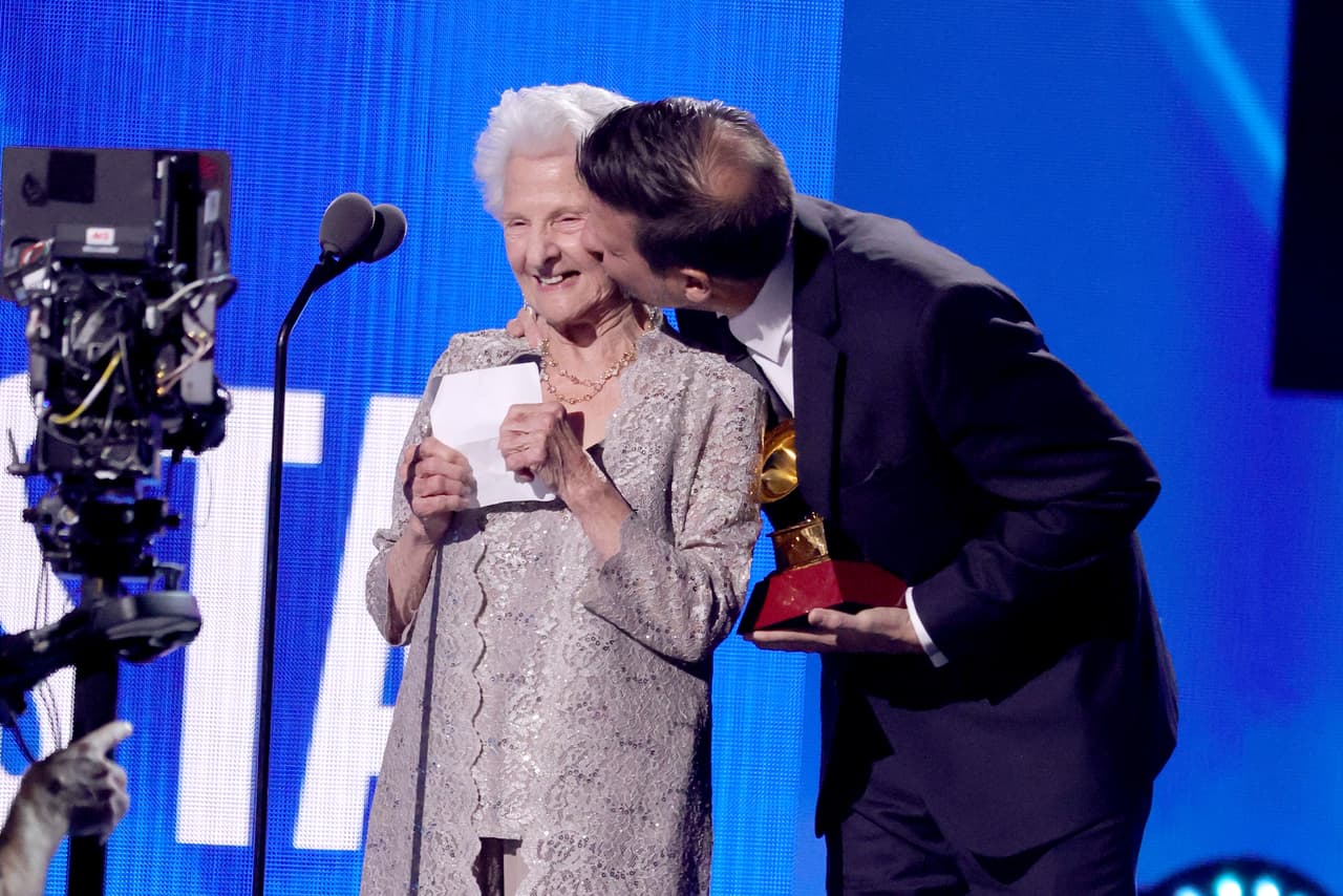 LAS VEGAS, NEVADA - NOVEMBER 17: Angela Alvarez accepts Best New Artist onstage during the 23rd Annual Latin GRAMMY Awards at Michelob ULTRA Arena on November 17, 2022 in Las Vegas, Nevada. (Photo by Ethan Miller/Getty Images)