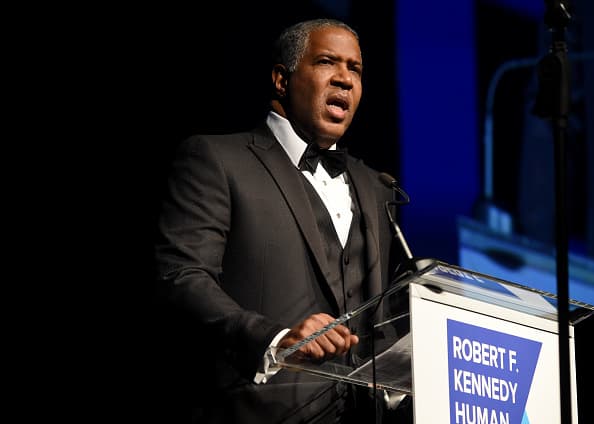 Su empresa se ha convertido en una de las firmas de capital privado más exitosas, con más de $ 46 mil millones en activos, según Forbes.