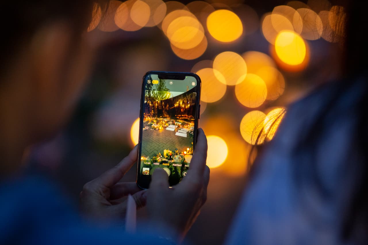 Otra imagen de la vigilia por las víctimas realizada este martes. El autor del tiroteo compró legalmente el rifle utilizado en el ataque en el último año. En total, dijo la policía, compró cinco armas de fuego, que fueron recuperadas por los agentes en la casa de su padre.
