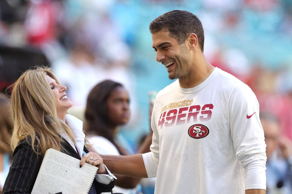 Todo listo para el Super Bowl LIV entre los Kansas City Chiefs y los San Francisco 49ers, los jugadores ya salieron a calentar previo a enfrentarse.