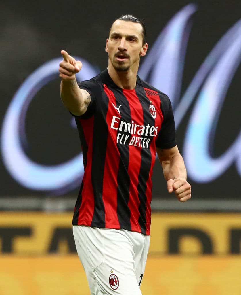 Y, en su debut cinematográfico, la estrella del fútbol Zlatan Ibrahimovic como Caius Antivirus.