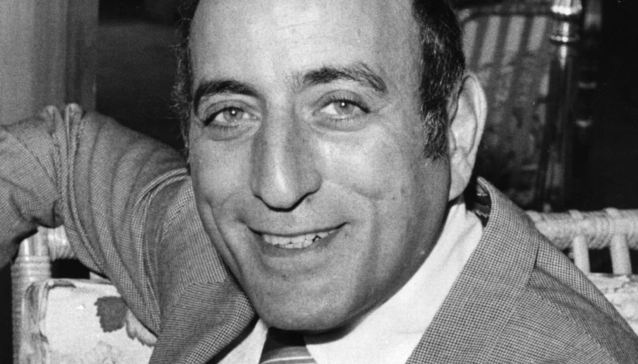 Morre Tony Bennett, ícone do jazz, aos 96 anos: relembre os maiores sucessos do cantor