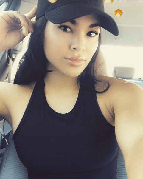 Incluso, en su Instagram tiene múltiples fotos con su esposo, el agresor en este caso.