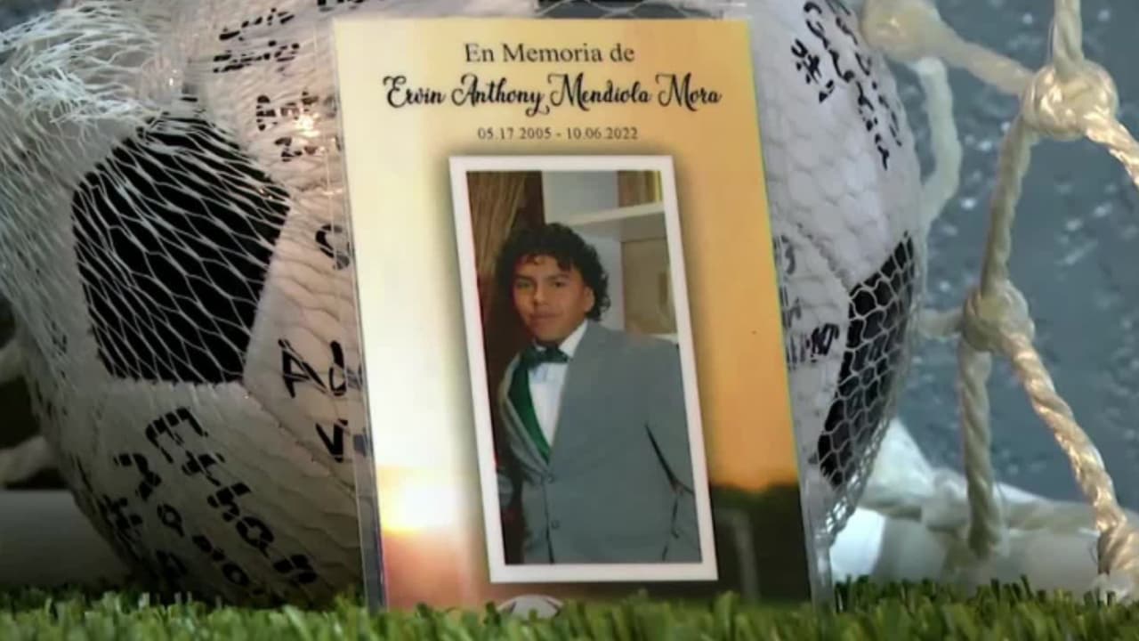 Hispano promesa soñaba con jugar futbol profesional, pero encontró la muerte en la cancha con 17 años