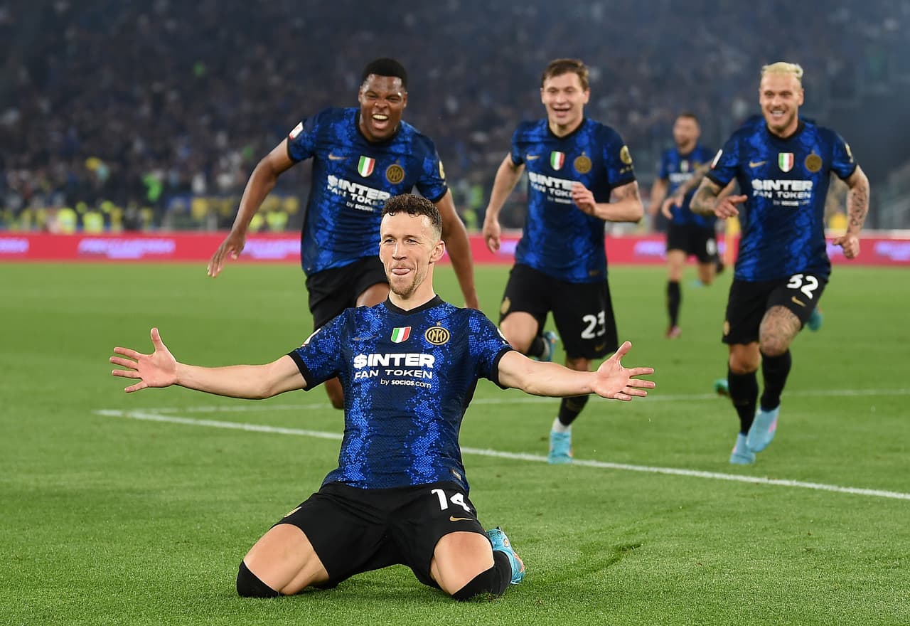 En una Final que se tuvo que ir hasta los tiempos extra, el Inter de Milán vino de atrás luego de que la Juve le dio la vuelta al inicio del segundo tiempo y con un doblete de Perisic, se llevaron la Coppa de Italia a sus vitrinas.