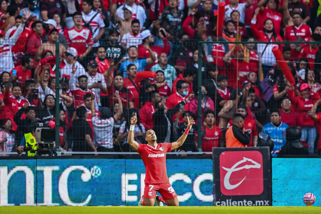 Con gol de último minuto el Toluca se llevó la victoria ante Santos en el juego de Ida de los Cuartos de Final.