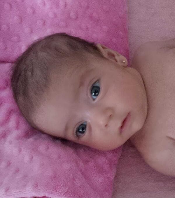 Mira más fotos de la encantadora familia de la actriz, con "Mini Jacky" de bebé.