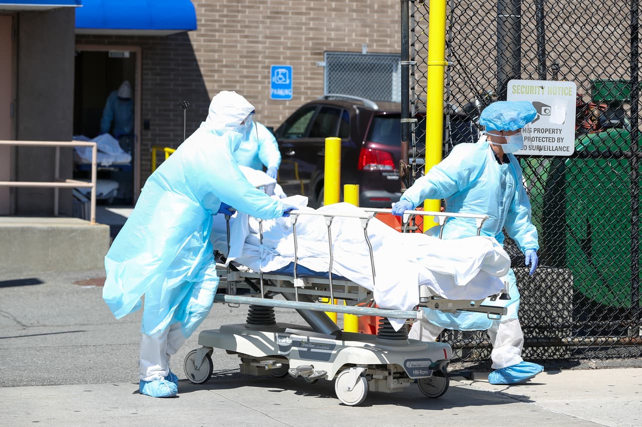 La variante ómicron aparecerá en NYC "en los próximos días”, expertos urgen a vacunarse