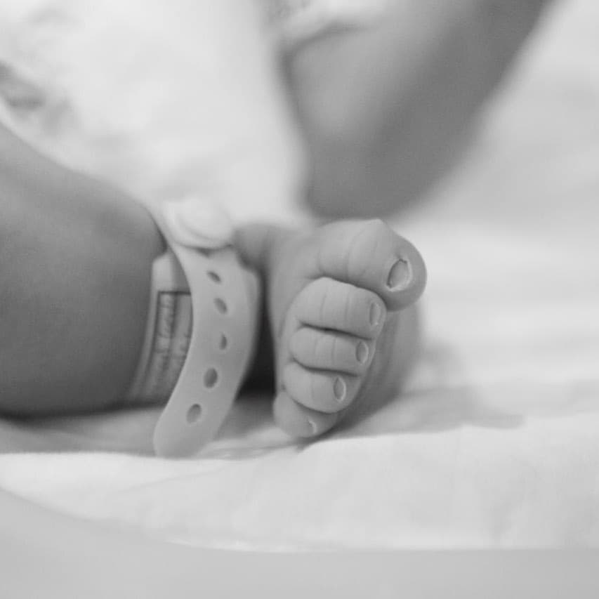 Sin embargo, a pesar de todas las dificultades, Cayetana nació el 17 de marzo del presente año y goza de excelente salud.