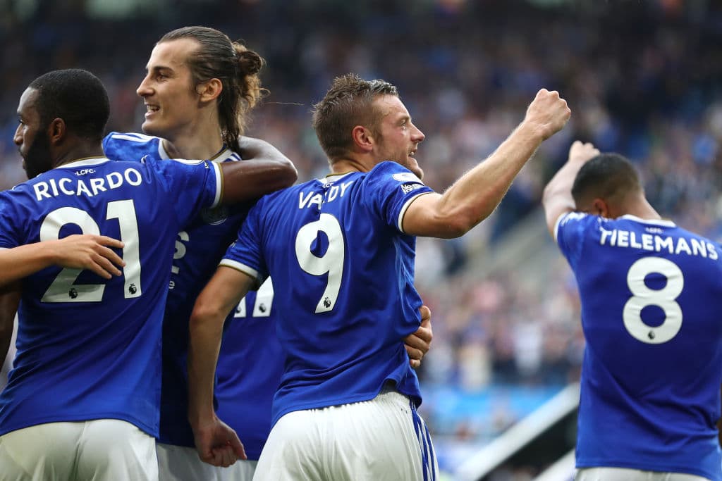 Wolverhampton cae ante el Leicester City por la mínima, durante la primera Jornada en la Premier League. Jamie Vardy fue el autor del gol al minuto 41'. El mexicano Raúl Jiménez regresa como titular después de su lesión.