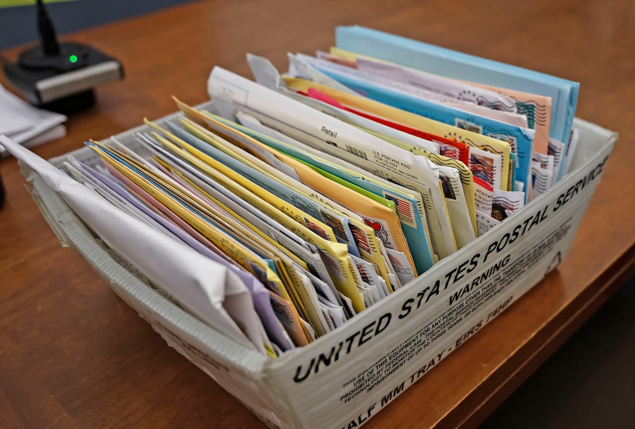 EEUU investiga cartas con "sustancias sospechosas" enviadas a oficinas electorales y del Congreso