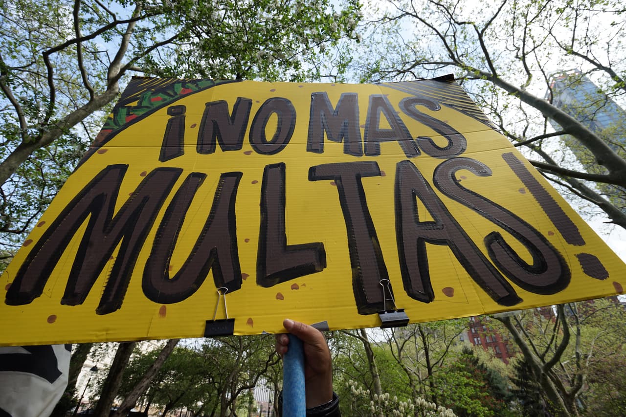 Concejo de NYC no sabe cómo ayudar a los vendedores ambulantes