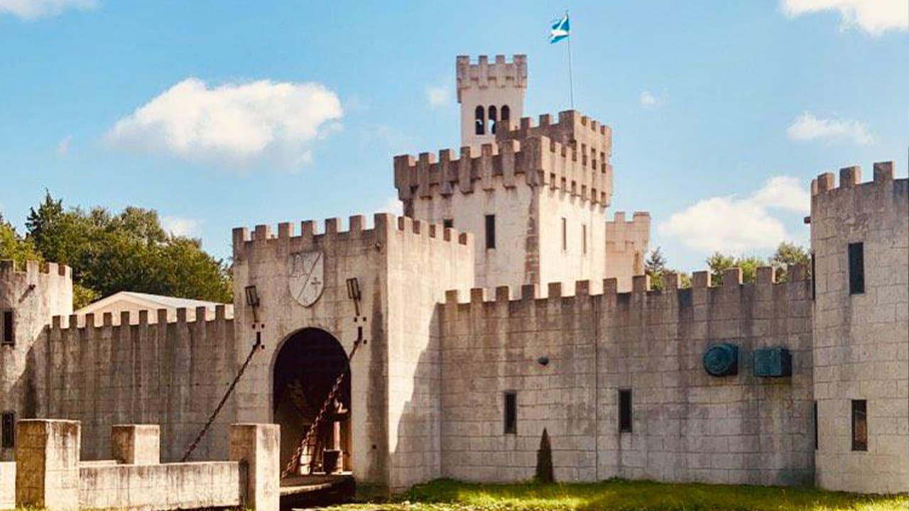 La construcción ha hecho que el pueblo de Bellville sea más conocido entre los texanos y demás turistas que visitan la región.
