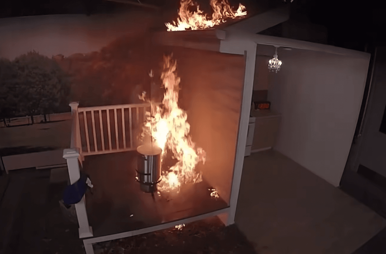 Los bomberos de Arlington piden no desatender la cocina en ningún momento. Los papás deben evitar que los menores estén en la cocina mientras preparan la cena para las fiestas.