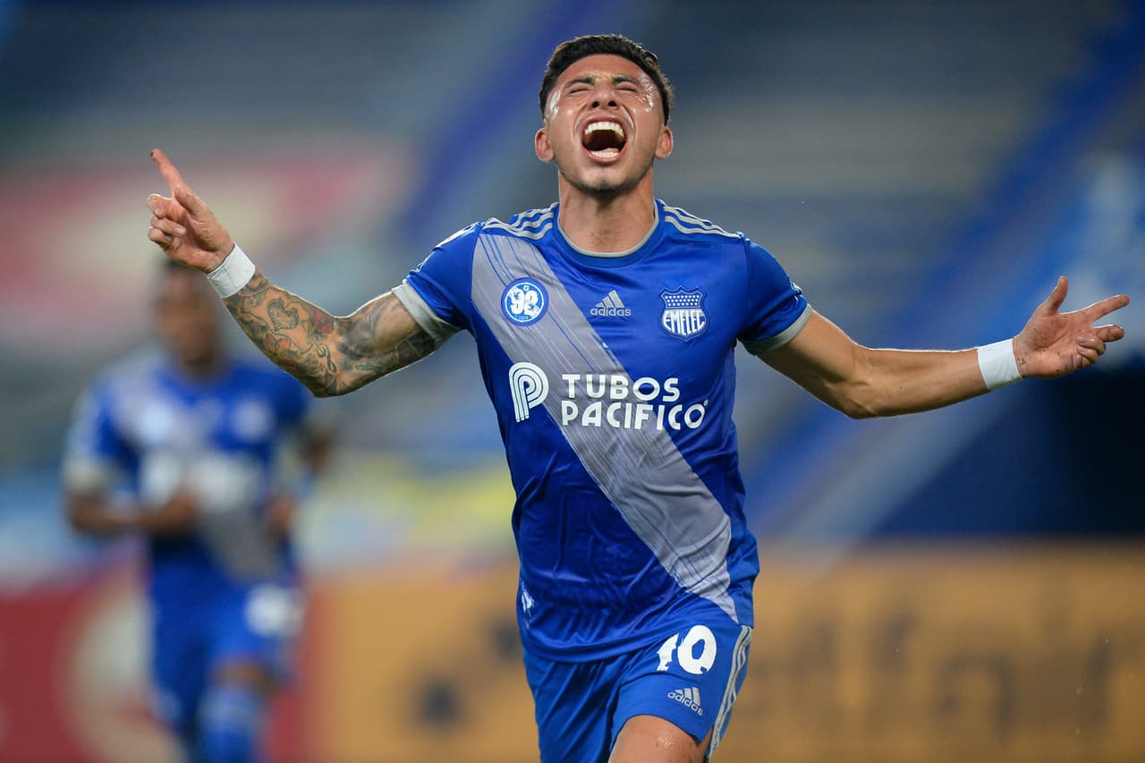 Ecuador's Emelec Joao Rojas celebrates after scoring against Colombia's Deportes Tolima during the Copa Sudamericana football tournament group stage match at Cawpell Stadium in Guayaquil, Ecuador, on May 19, 2021. (Photo by RODRIGO BUENDIA / AFP) (Photo by RODRIGO BUENDIA/AFP via Getty Images)