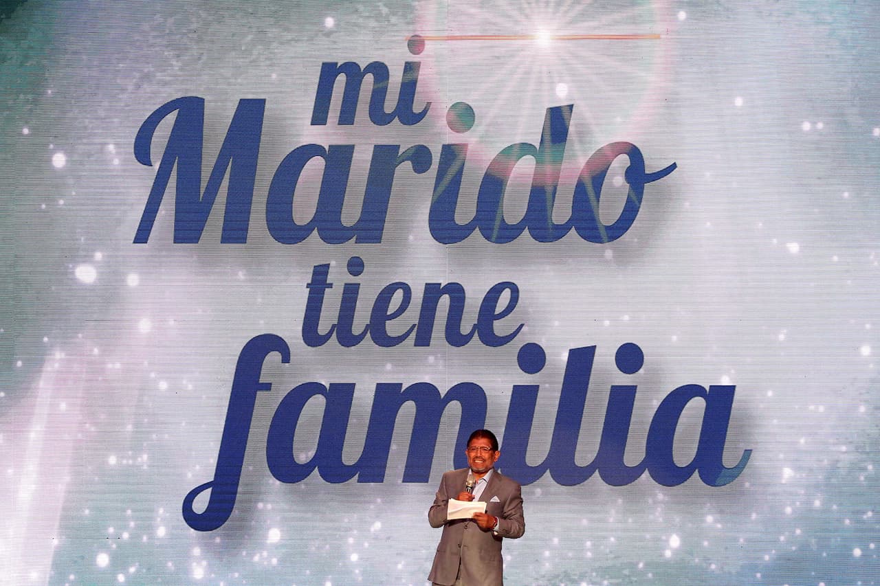 El productor
<b><a href="http://www.univision.com/temas/juan-osorio">Juan Osorio</a></b> ofreció una gran fiesta por el arranque de grabaciones de la telenovela 'Mi marido tiene familia', en donde reunió al elenco te este proyecto.