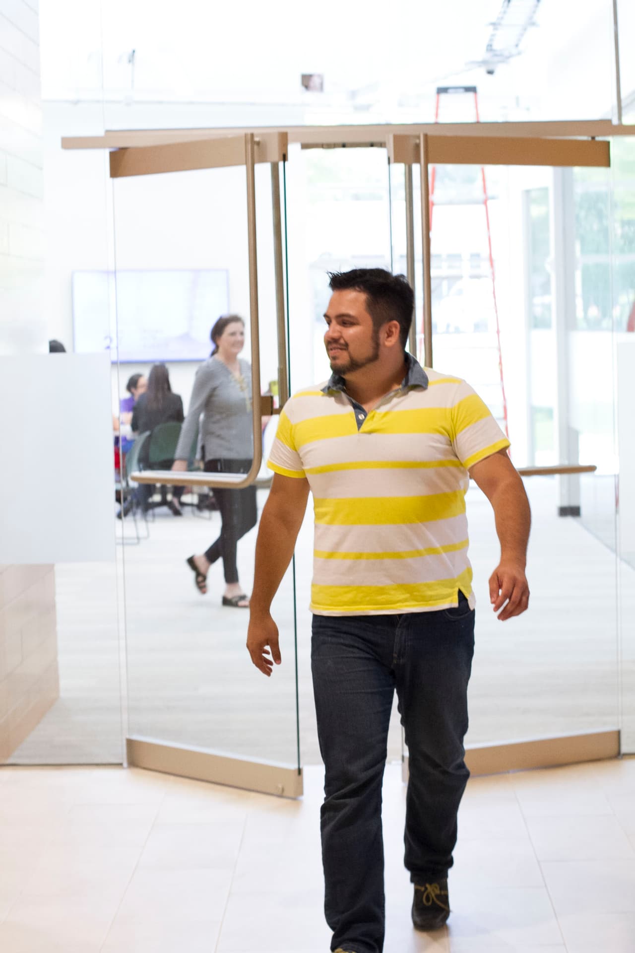 David Ríos captó lo que pasa detrás de bambalinas en Univision Austin.