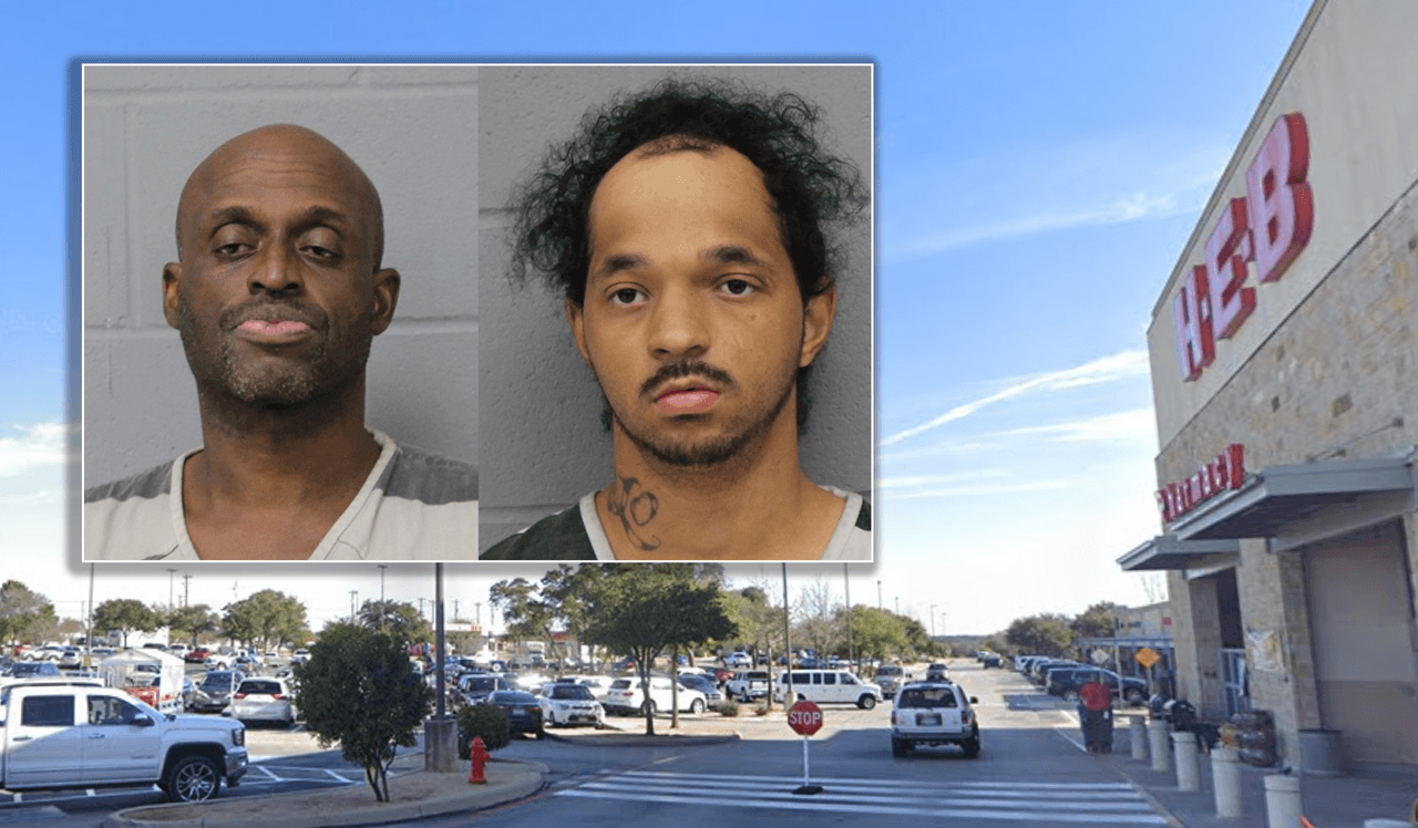 Arrestan a dos hombres por asaltar y atropellar a una anciana en un estacionamiento de H-E-B