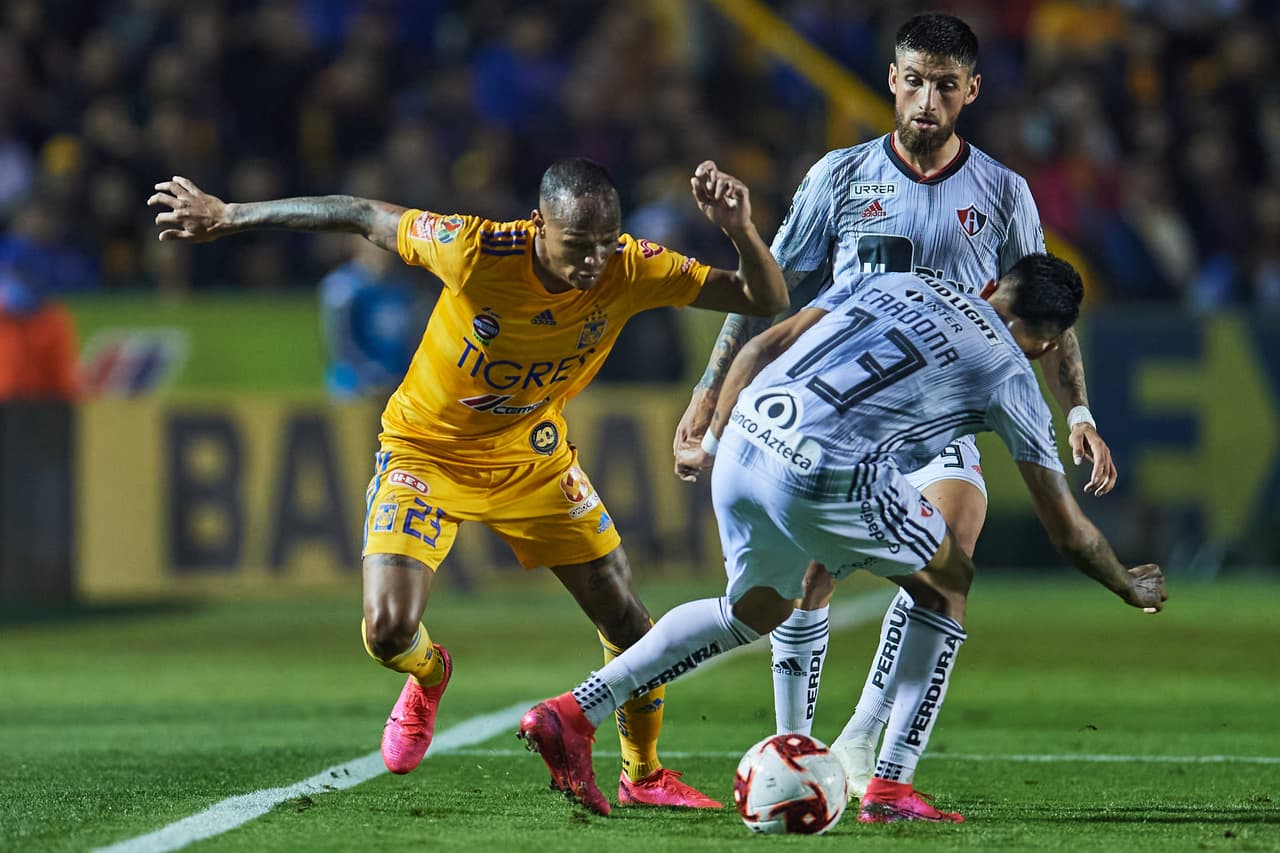 Con goles de Luis Quiñones y André Pierre Gignac, Tigres le pega 2-1 al Atlas y se queda con los tres puntos.
