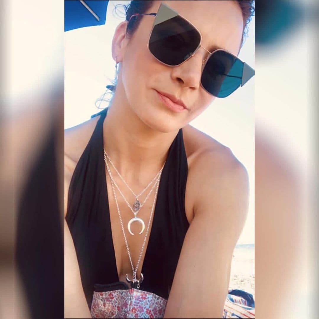 Precisamente verla en traje de baño en la playa fue una sorpresa que la convirtió en tendencia, porque en realidad pocas veces ha hecho algo semejante.