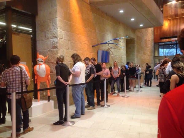 Autoridades del condado Travis dijeron que esperan más de 100,000 votantes, cifra que superaría los 48,000 votos emitidos en las primarias de 2012.