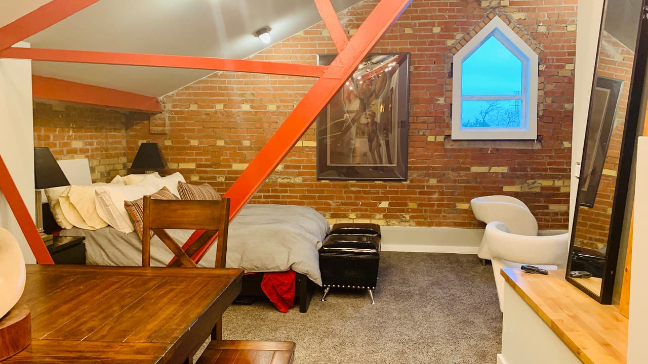 El creador de esta obra arquitectónica cuenta que la misma ciudad de Houston consideraba la construcción como algo inusual porque era una vieja iglesia que sería convertida en hogar.