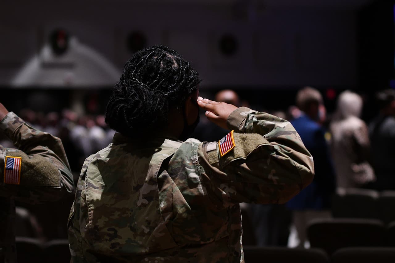 Miembros del Ejército hicieron acto de presencia en el funeral.