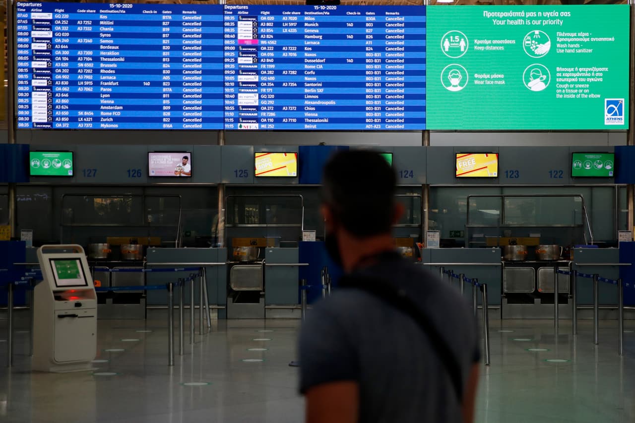 Tormenta invernal en Chicago provoca la cancelación de cientos de vuelos