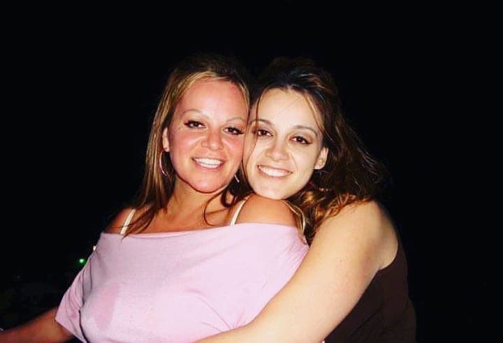 <b>"Rosie es la única muñeca </b>que mis hermanos no pudieron romperme", llegó a decir Jenni al hablar de su "hermanita menor".