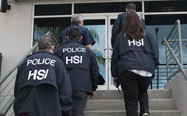 ICE sigue teniendo luz verde para arrestar a indocumentados en cortes de California