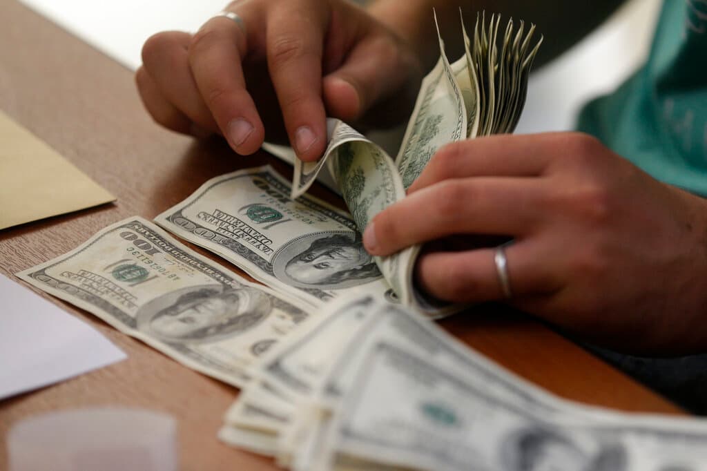 Cómo tramitar el seguro de desempleo en California: guía paso a paso