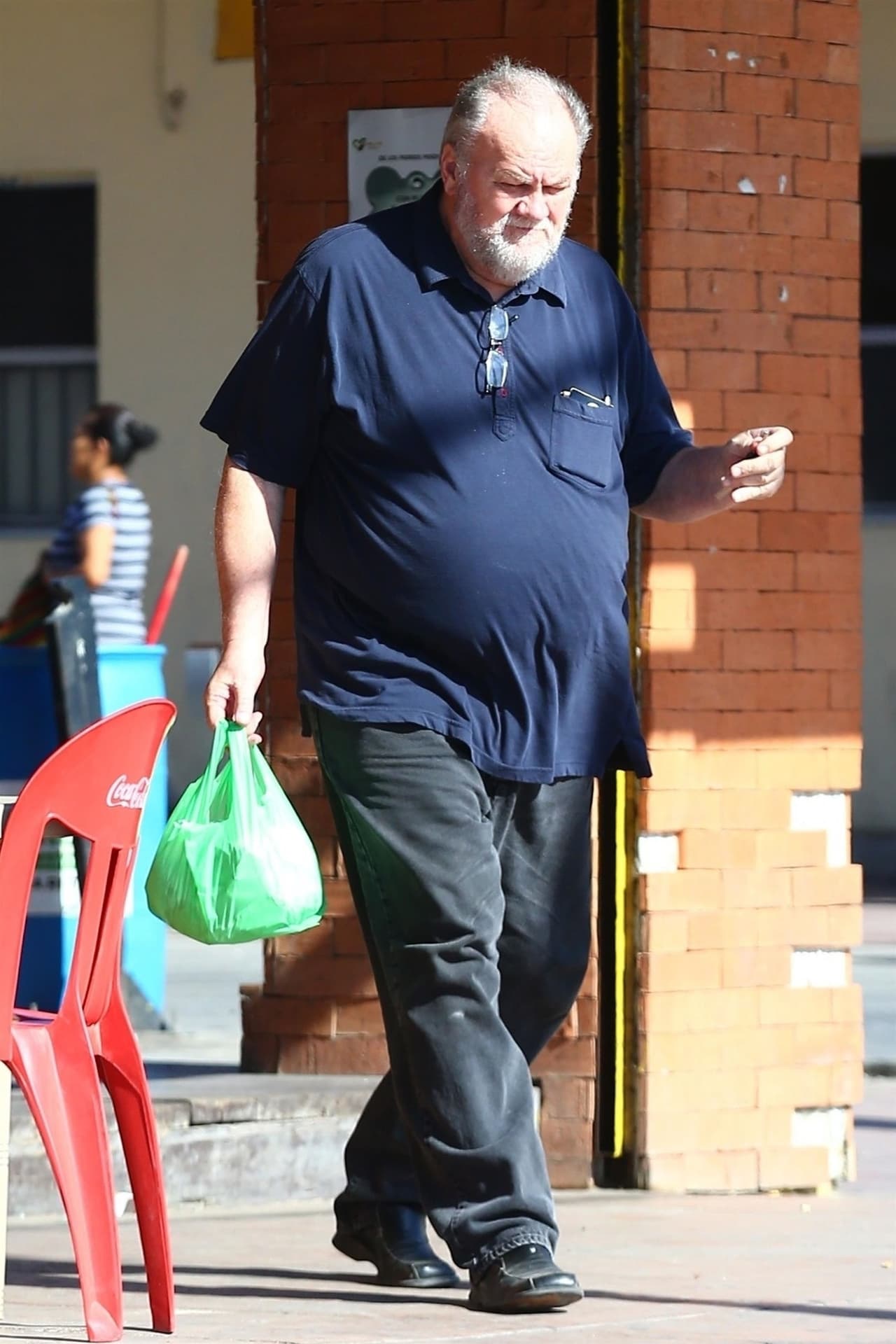 Ese supuesto confidente
<b><a href="https://www.express.co.uk/news/uk/1015068/thomas-markje-meghan-markle-prince-harry-royal-wedding">alegó al diario británico Express</a></b>, que Markle, de 74 años, vive en constante tensión y pánico, pendiente de quién lo sigue y para qué.