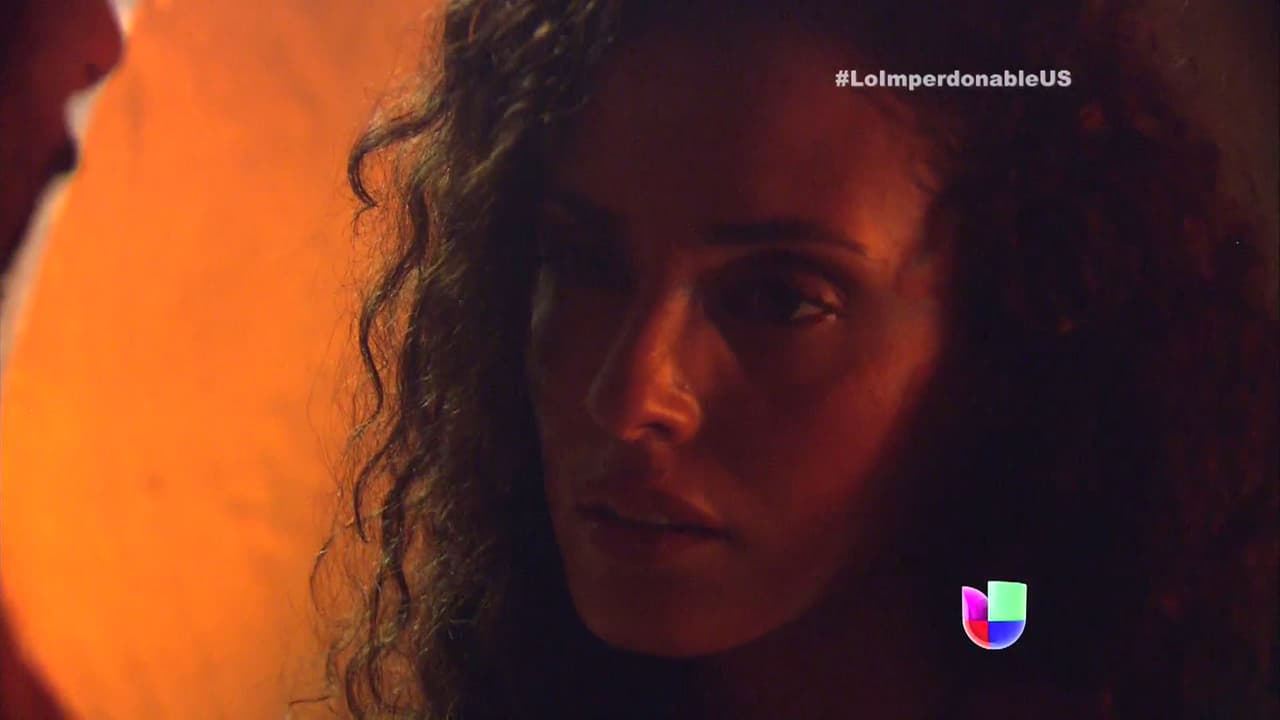 La mirada de ella también cambió.