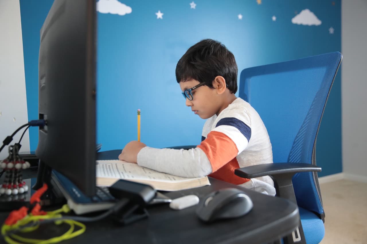 Coronavirus: Las escuelas públicas de Chicago comenzarán con un aprendizaje remoto el 8 de septiembre