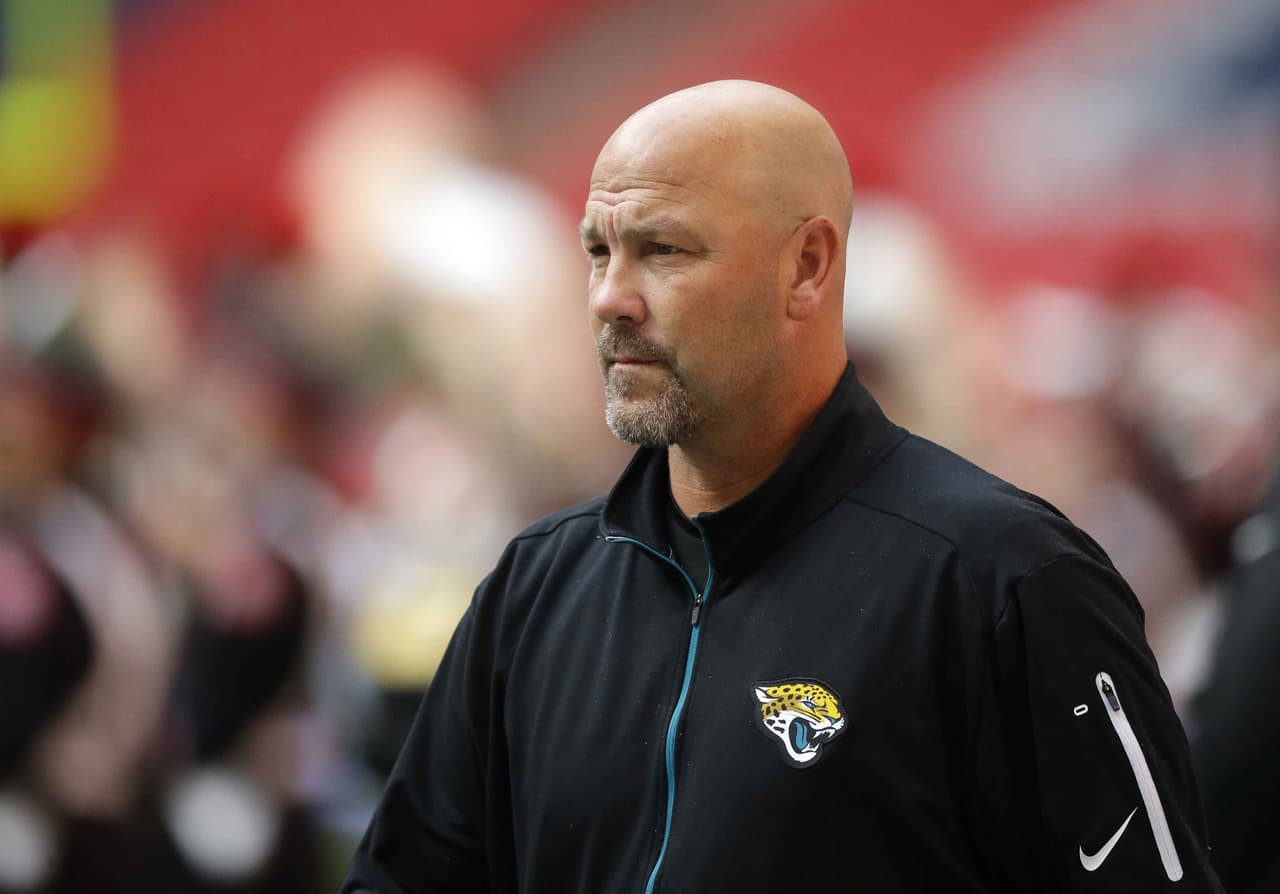 El trabajo del coach de los Jaguars, Gus Bradley, está seguro para la siguiente temporada