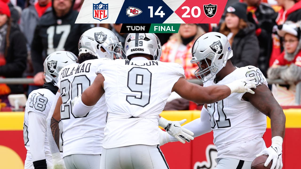 Raiders sorprende a Chiefs y evita que se coronen en su división