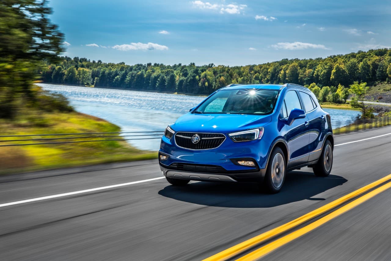 <b>Segmento:</b> SUV
<br>
<b>Tamaño:</b> Subcompacta de lujo
<br>
<b>Vehículo:</b> Buick Encore
<br>
<b>% de inventario del 2019:</b> 19%