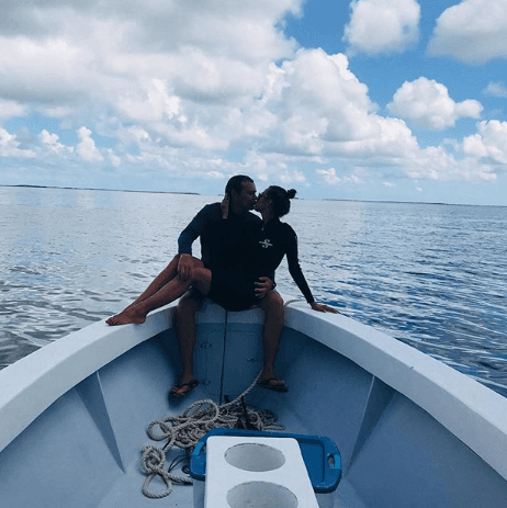 A través de sus redes sociales, la pareja compartió algunas fotografías de este viaje de novios.