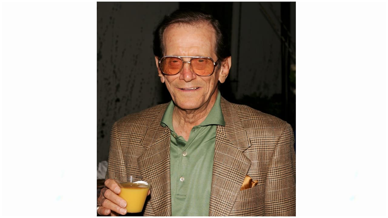 Joe Turkel interpretó al Doctor Eldon Tyrell en 'Blade Runner' de 1982 y en 1990 fue parte del elenco de 'The Dark Side of the Moon'. Falleció el 27 de junio del 2022 a los 94 años.