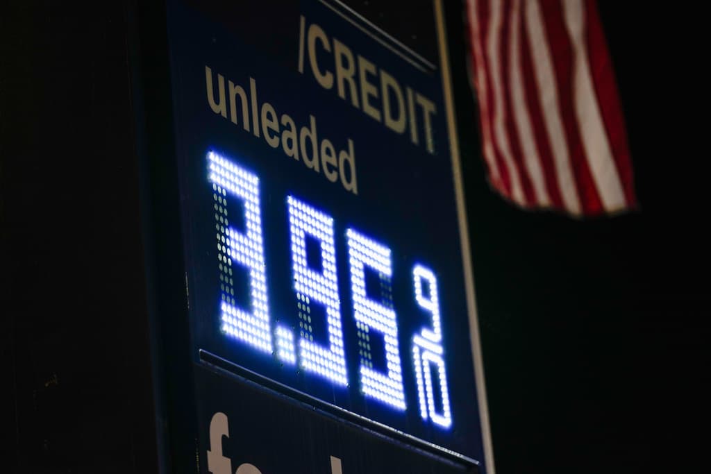 Precio de la gasolina hoy: ¿En cuánto está el galón mientras sube el petróleo por guerra en Irán?
