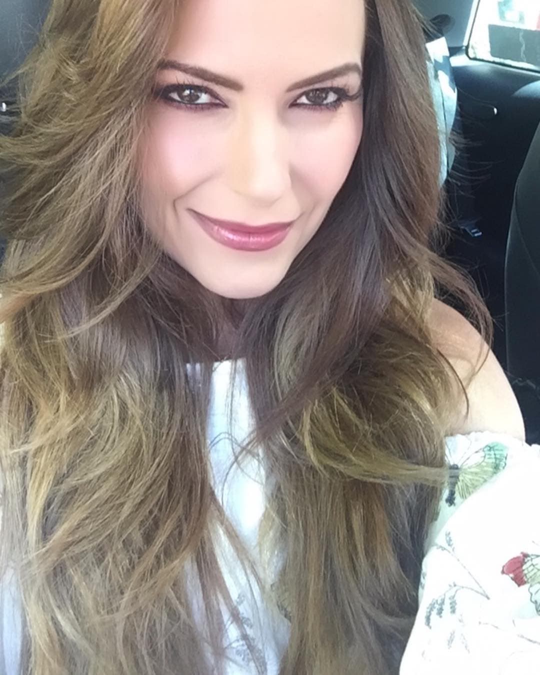 "En su momento fue algo único en mi vida y algo que me voy a llevar para siempre, porque es una de las personas que más ha estado en mi corazón y que va a estar toda la vida", dijo la actriz acerca del cariño que siente por Gabriel Soto.