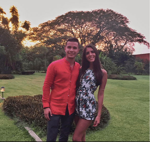 María se salió de la casa de su abuela a los 18 años de edad para irse a vivir con Diego Carrión, su entonces novio, con quien terminó en junio de 2017.