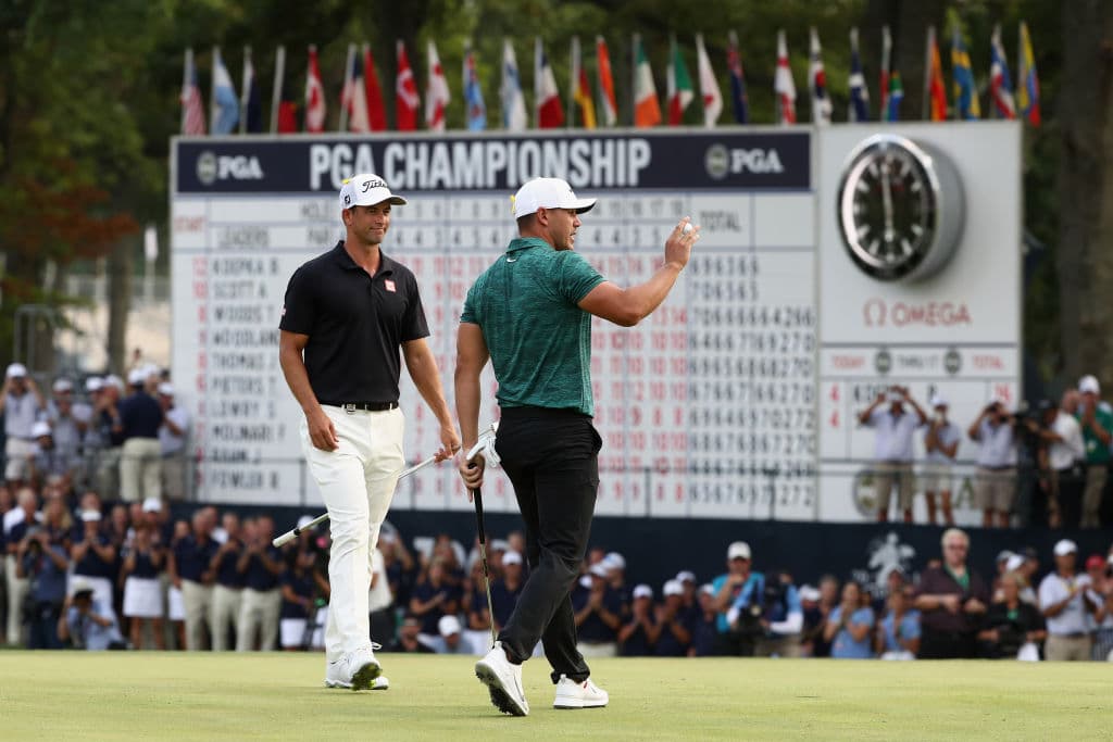 Pero fue en el scoreboard donde Koepka superó a Woods pese a que la presencia del otrora número uno del mundo fuera también una gran presión, sobre todo por cómo estaba jugando hoyo tras hoyo.
