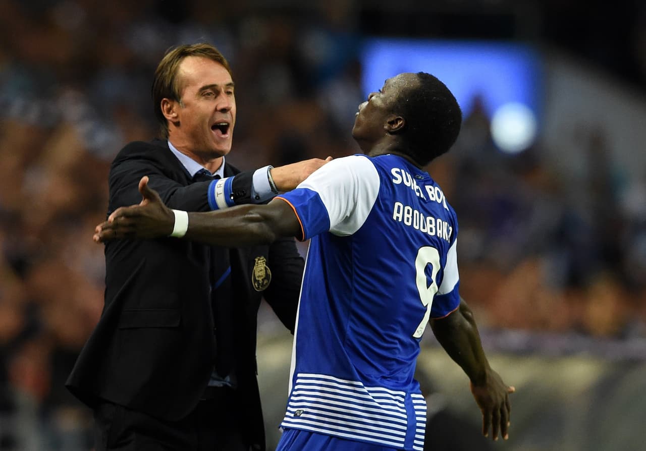 Lopetegui sobre Benfica: "No hay favoritismos; es un clásico y lo afrontamos con ambición"